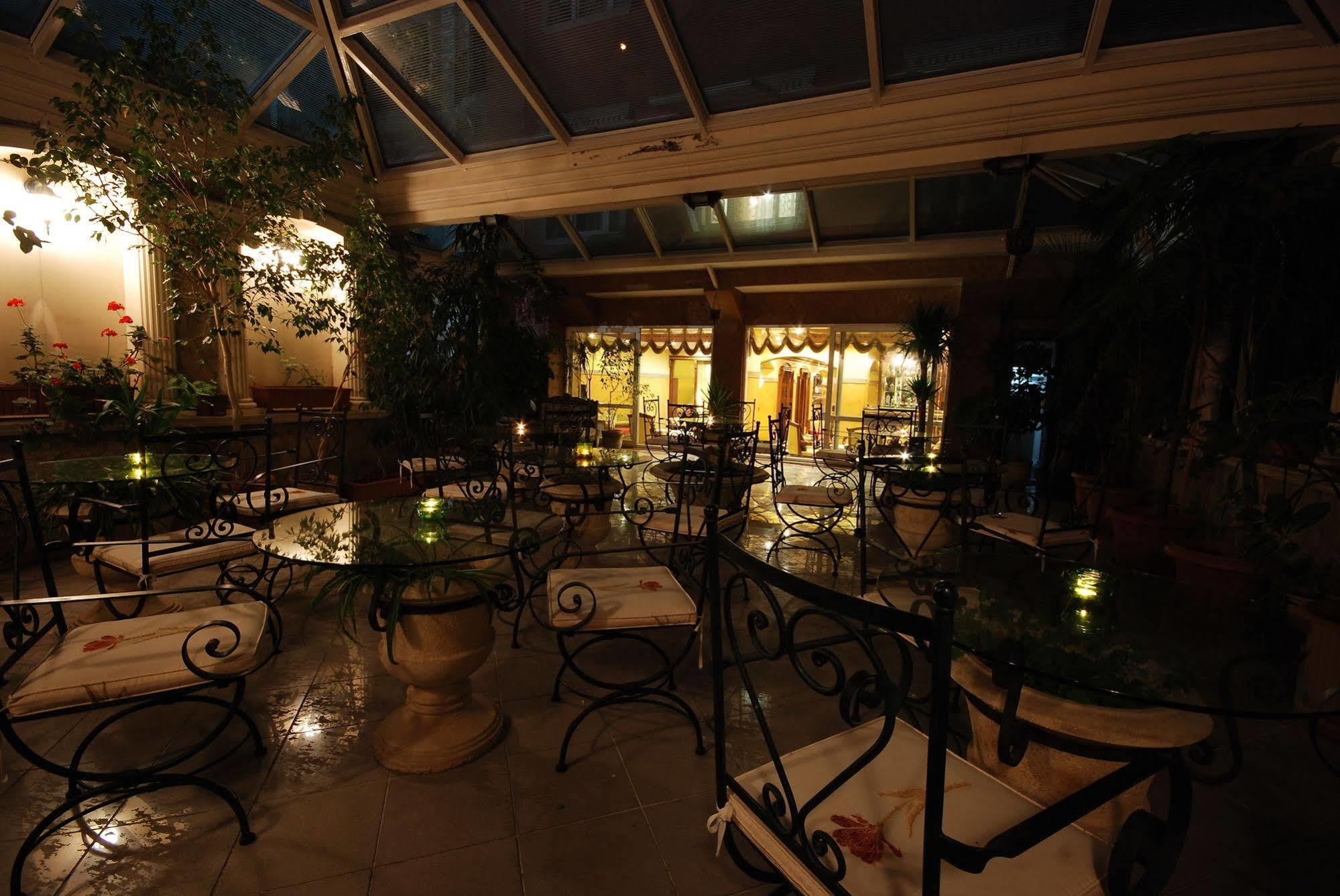 Hotel Nena Istanbul Exterior foto